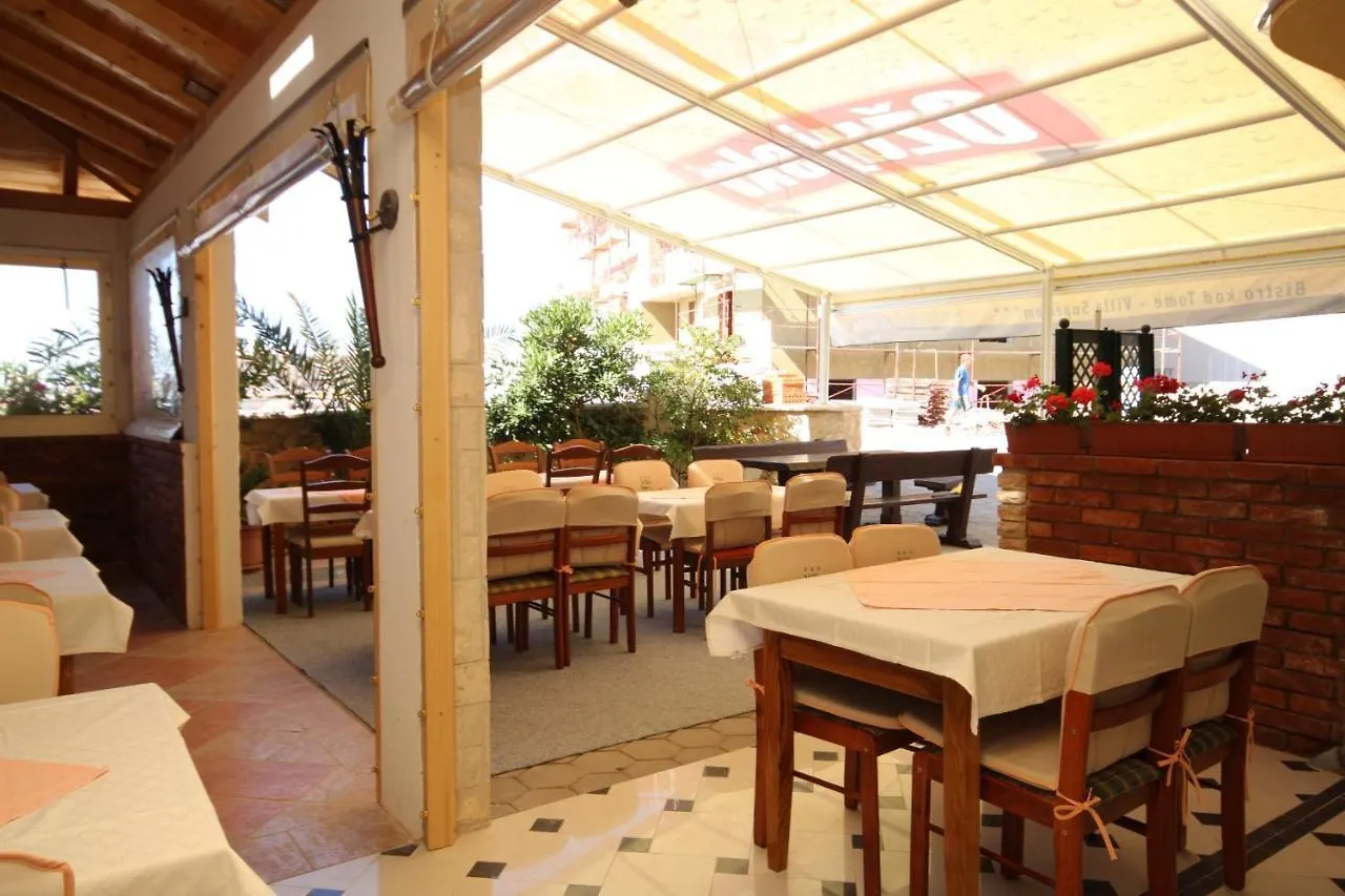 Apartment Povljana 3316G