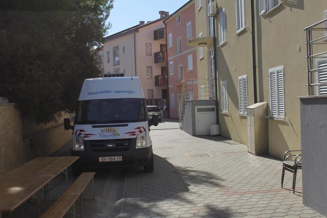 Apartment Povljana 3316G 0*,